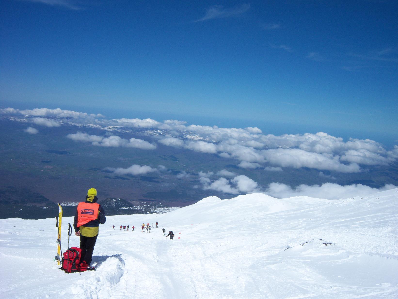 Salita all''Etna con gli sci